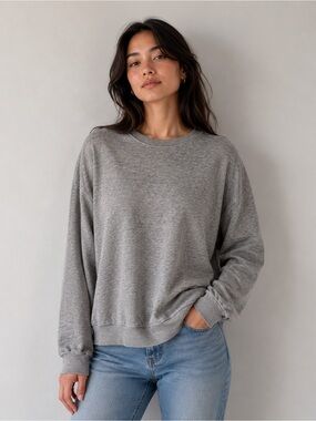 H&M Divided Light Gray Sweatshirt